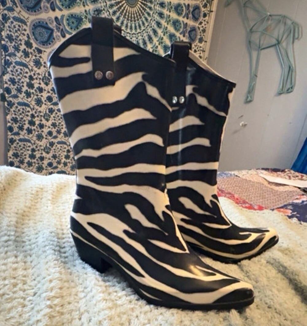 Smoky Mountain Women's Western Zebra Mid-Calf Boots US 8 - Rainboot Material
